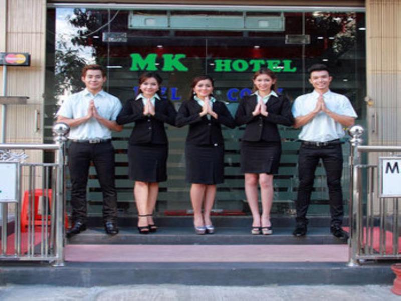 MK Hotel Rangoon Buitenkant foto