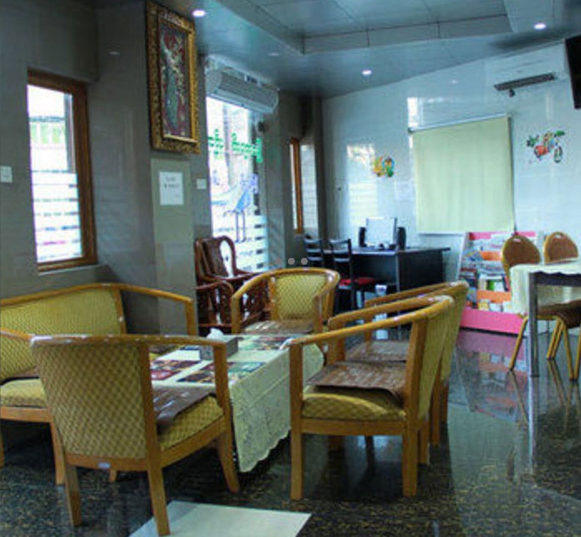 MK Hotel Rangoon Buitenkant foto
